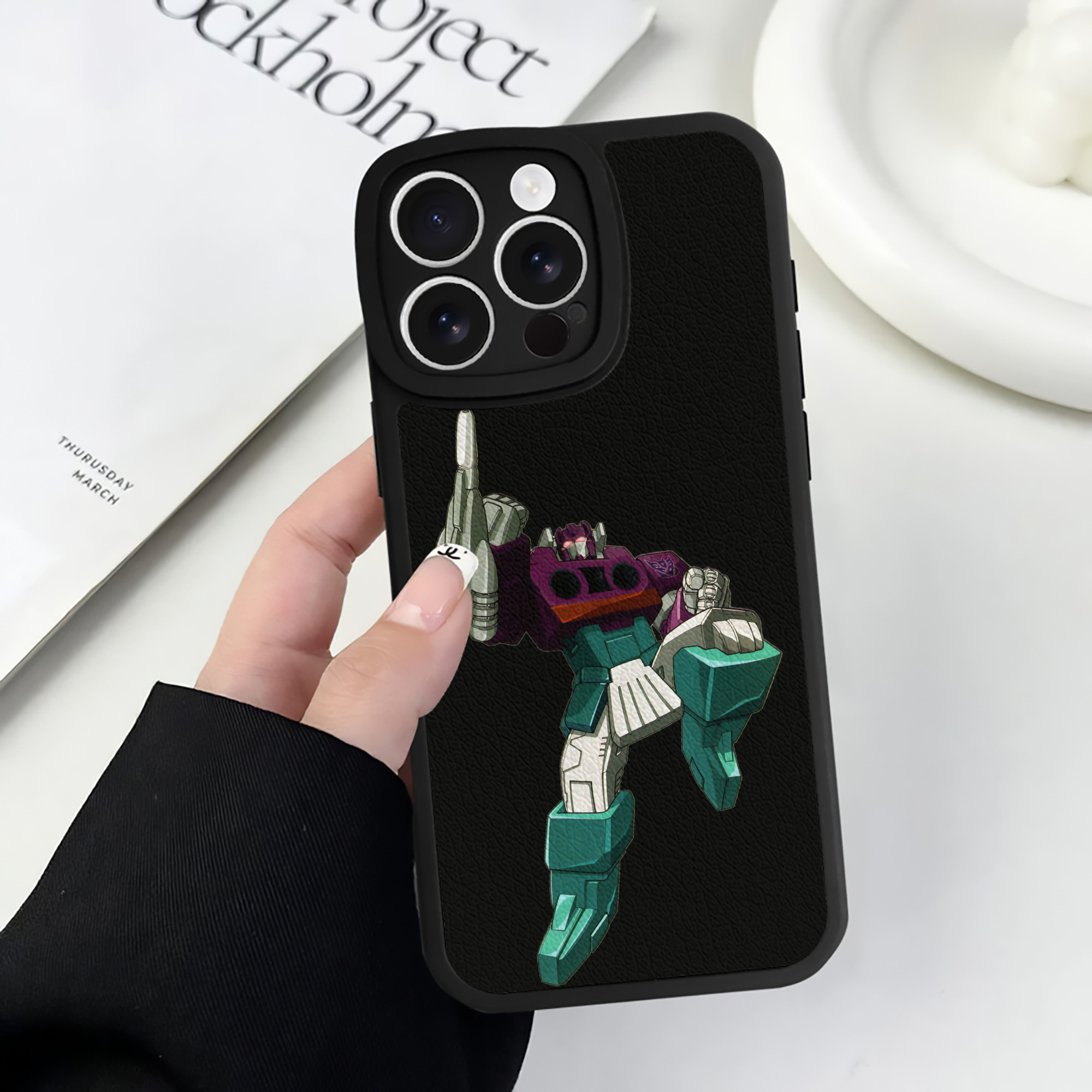 （画像用）  【iPhone 16シリーズ対応】シリコンスマホケース（レザー調） 材質：シリコン